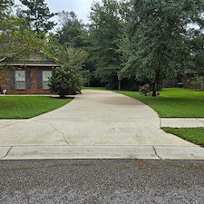 Driveway-Cleaning-in-Fairhope-Alabama 0